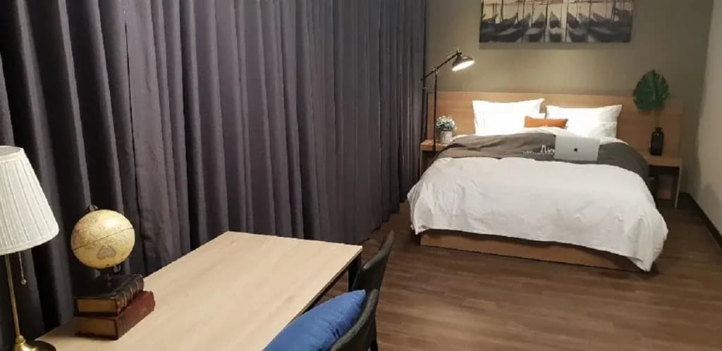 hotel